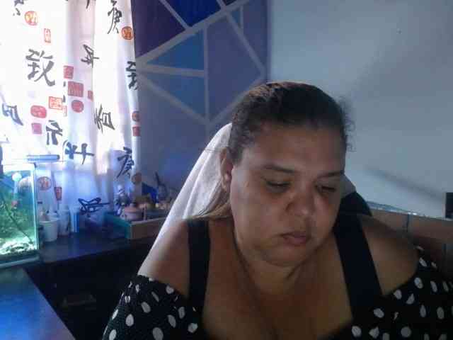 beautifulchubbyqueen webcam