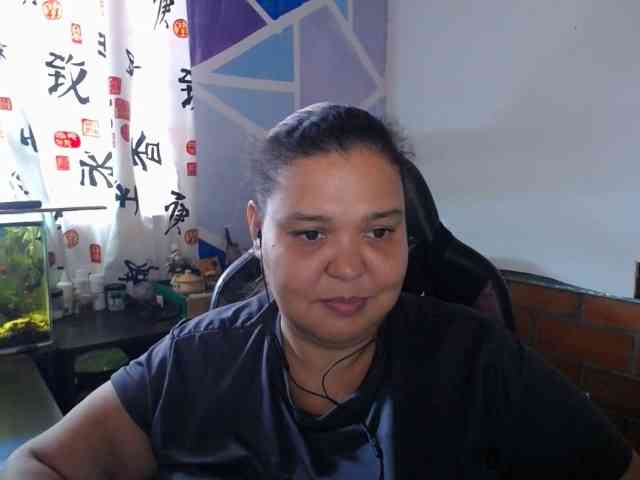 beautifulchubbyqueen webcam