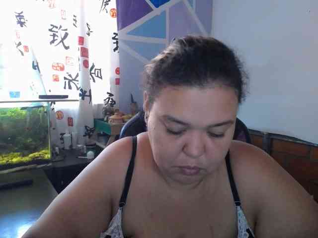 beautifulchubbyqueen webcam