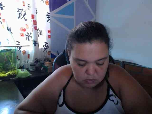 beautifulchubbyqueen webcam