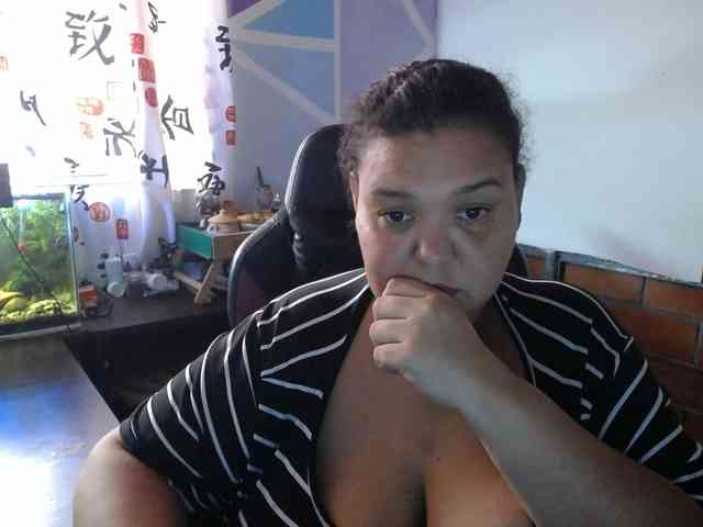 beautifulchubbyqueen webcam