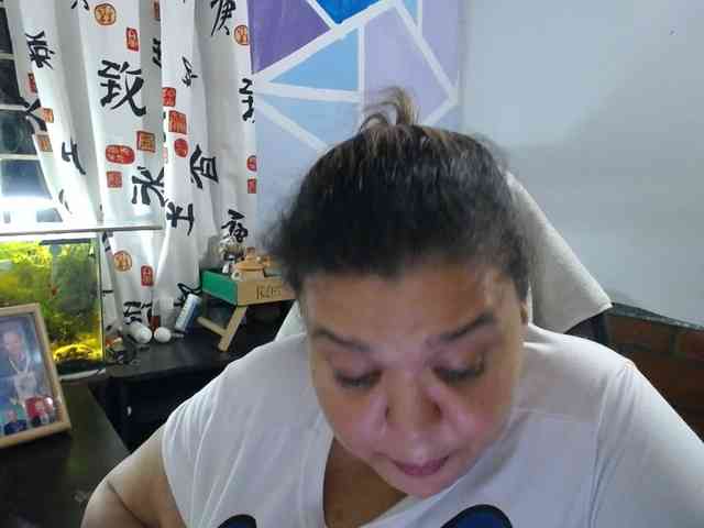 beautifulchubbyqueen webcam