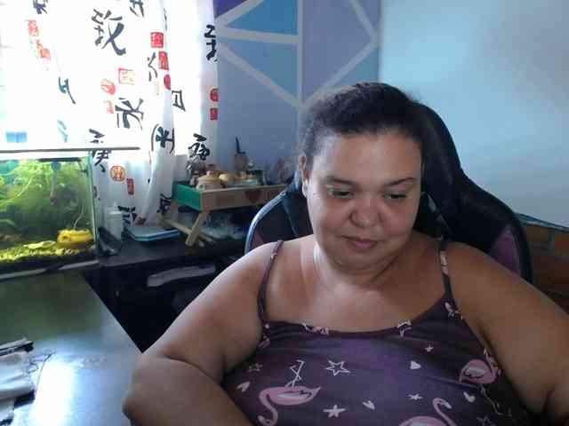 beautifulchubbyqueen webcam