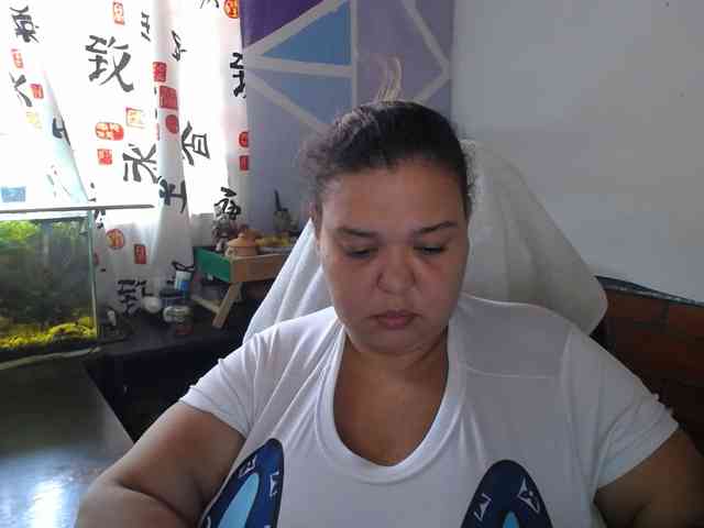 beautifulchubbyqueen webcam