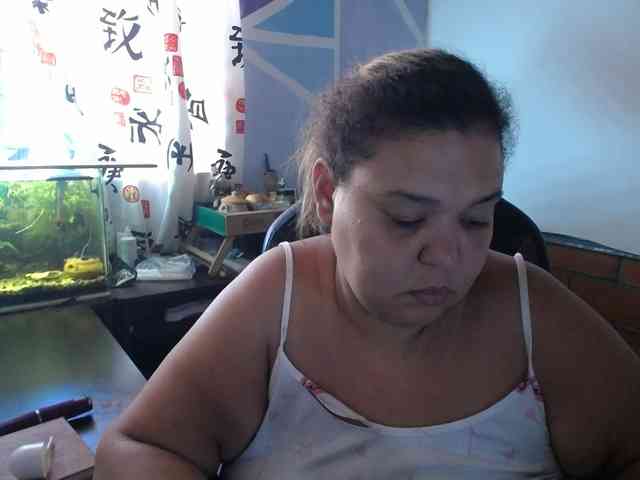 beautifulchubbyqueen webcam