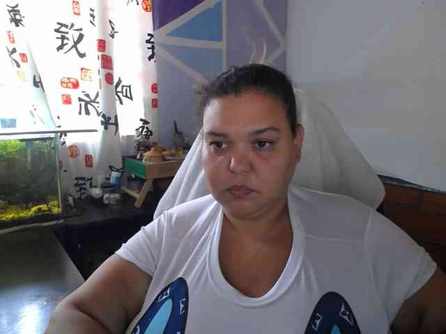 beautifulchubbyqueen webcam