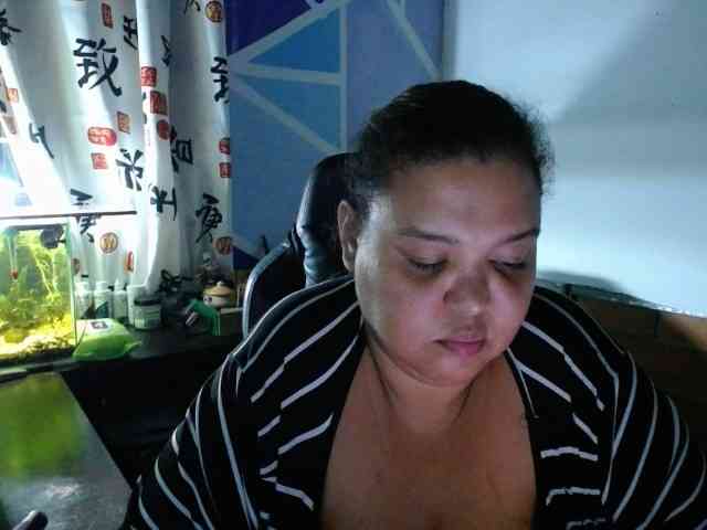 beautifulchubbyqueen webcam