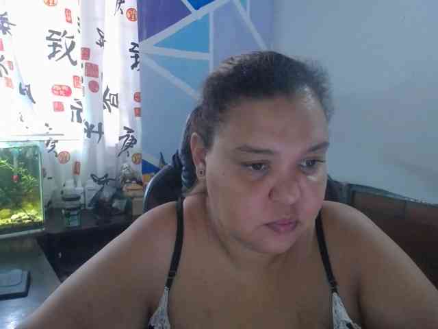 beautifulchubbyqueen webcam