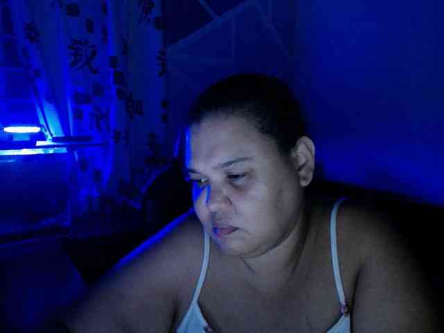 beautifulchubbyqueen webcam