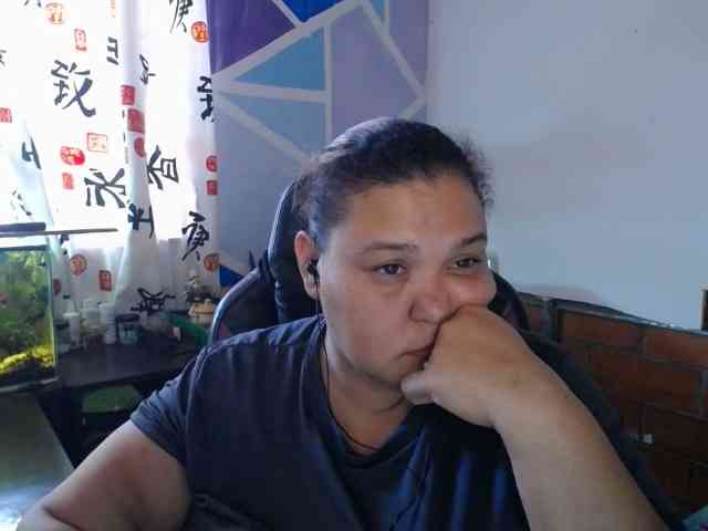 beautifulchubbyqueen webcam