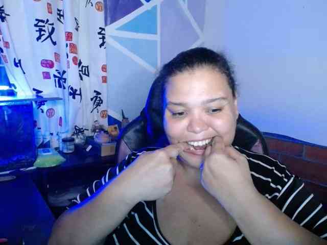 beautifulchubbyqueen webcam