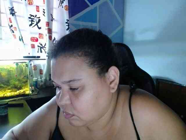 beautifulchubbyqueen webcam