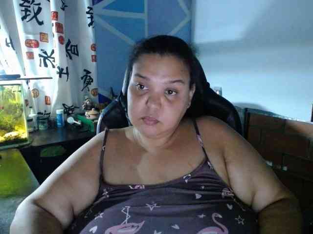 beautifulchubbyqueen webcam