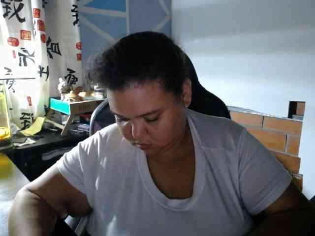 beautifulchubbyqueen webcam