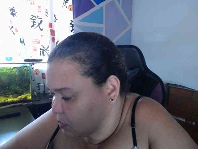 beautifulchubbyqueen webcam