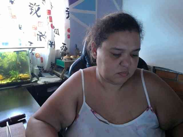 beautifulchubbyqueen webcam