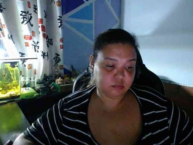 beautifulchubbyqueen webcam