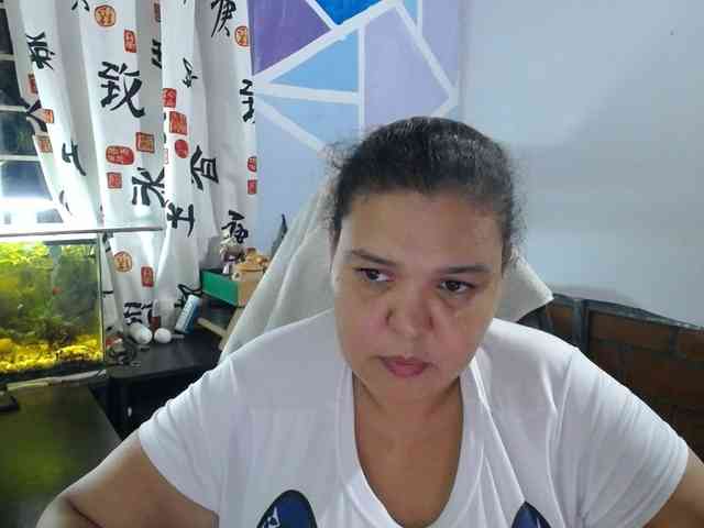 beautifulchubbyqueen webcam