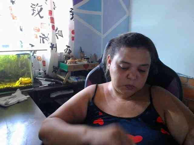 beautifulchubbyqueen webcam