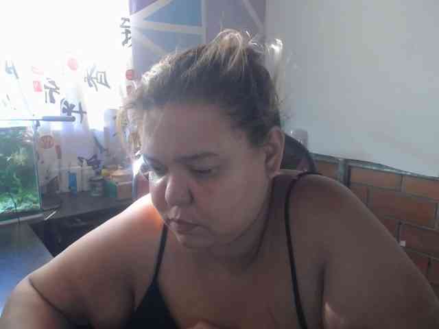 beautifulchubbyqueen webcam