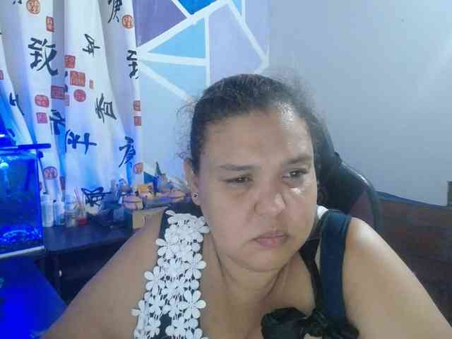 beautifulchubbyqueen webcam