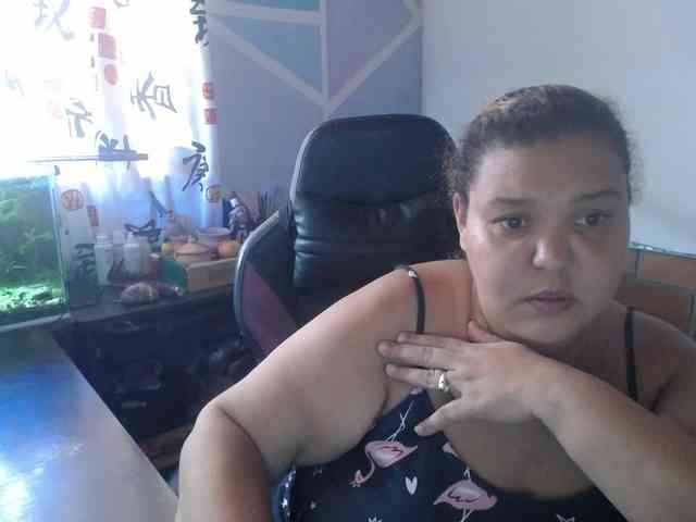 beautifulchubbyqueen webcam