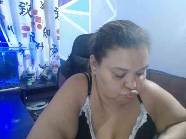 beautifulchubbyqueen webcam