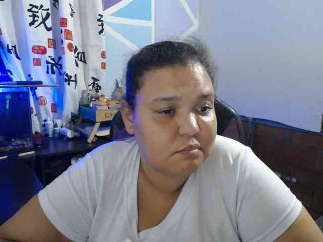 beautifulchubbyqueen webcam