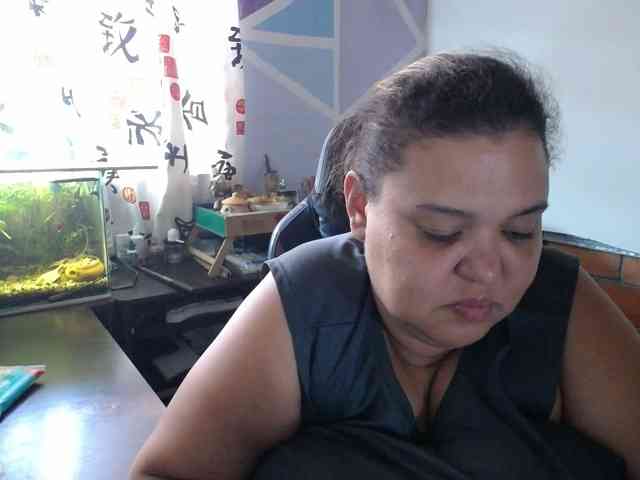 beautifulchubbyqueen webcam