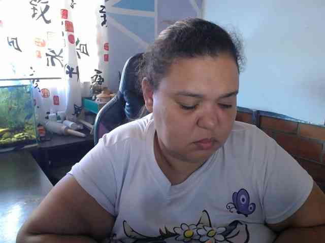 beautifulchubbyqueen webcam