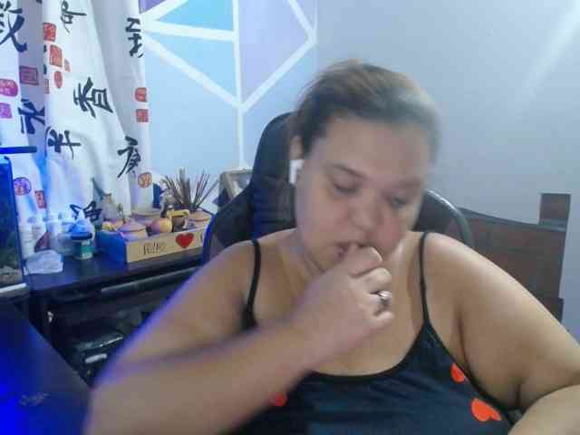 beautifulchubbyqueen webcam