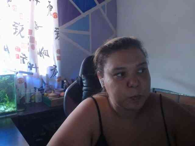 beautifulchubbyqueen webcam