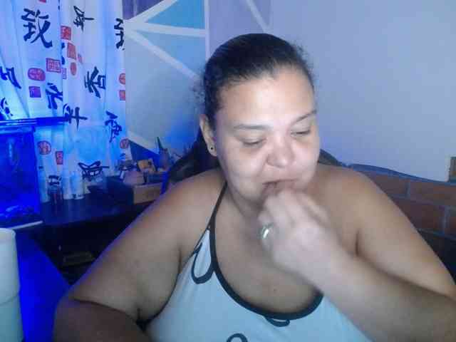 beautifulchubbyqueen webcam