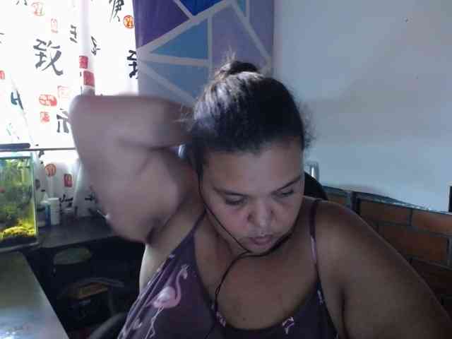 beautifulchubbyqueen webcam