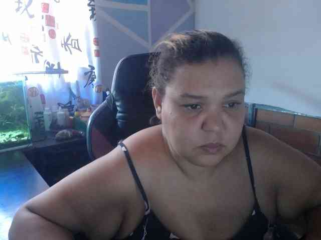 beautifulchubbyqueen webcam
