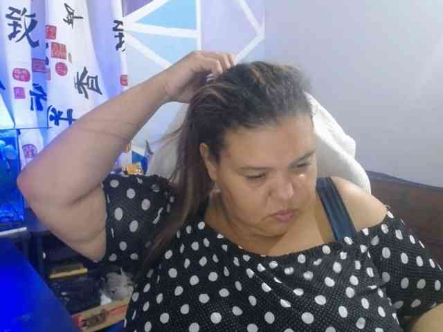 beautifulchubbyqueen webcam