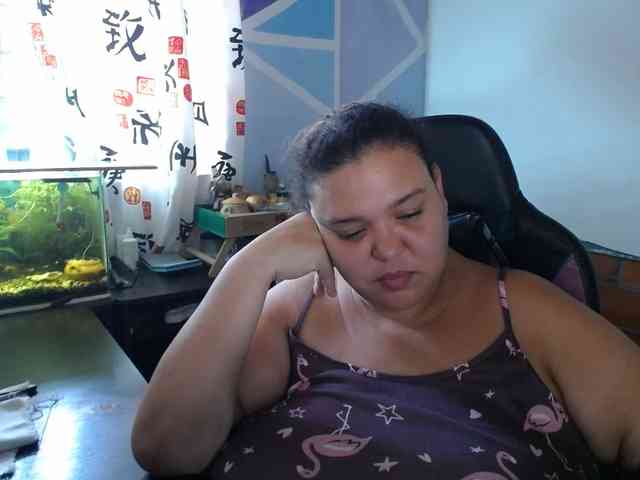 beautifulchubbyqueen webcam