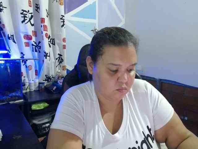 beautifulchubbyqueen's live room