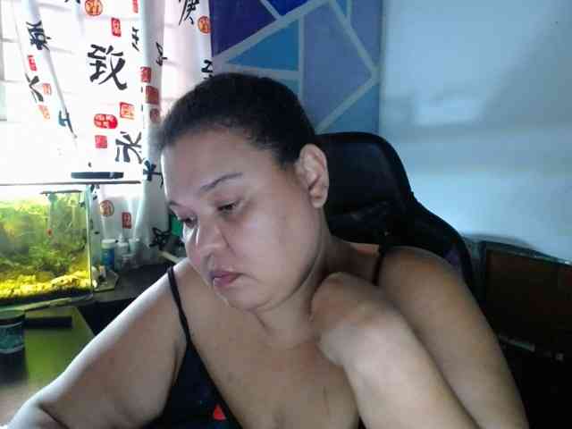 beautifulchubbyqueen webcam