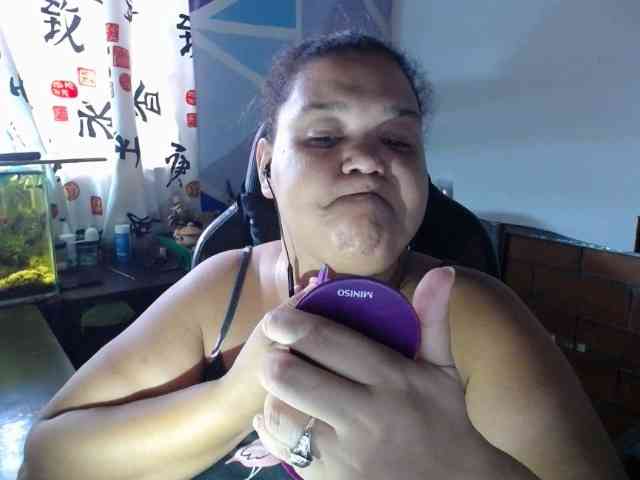 beautifulchubbyqueen webcam