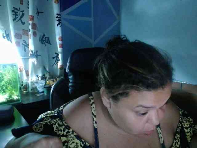 beautifulchubbyqueen webcam