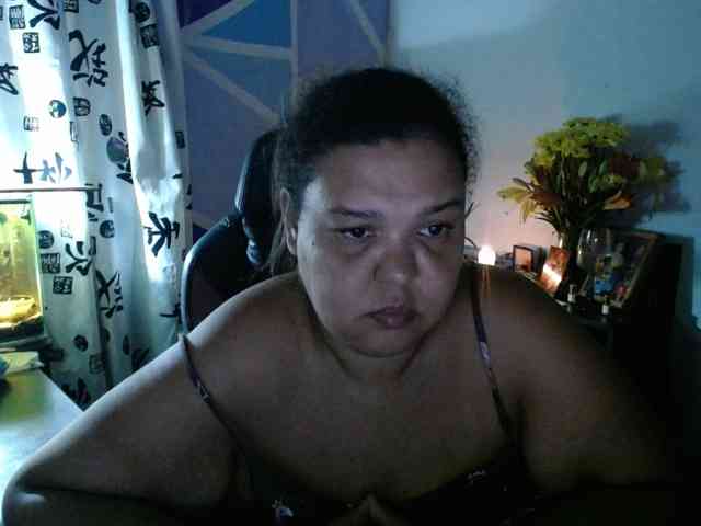 beautifulchubbyqueen webcam