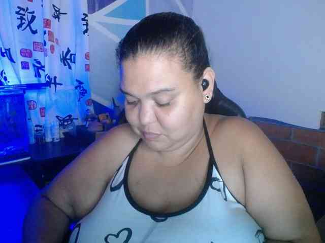 beautifulchubbyqueen webcam