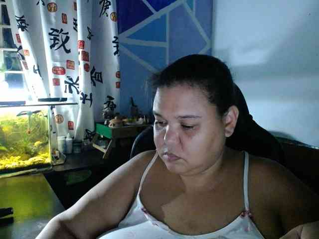 beautifulchubbyqueen webcam