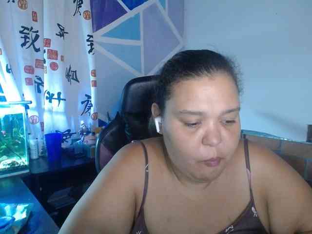 beautifulchubbyqueen webcam