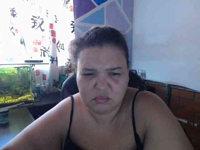 beautifulchubbyqueen webcam