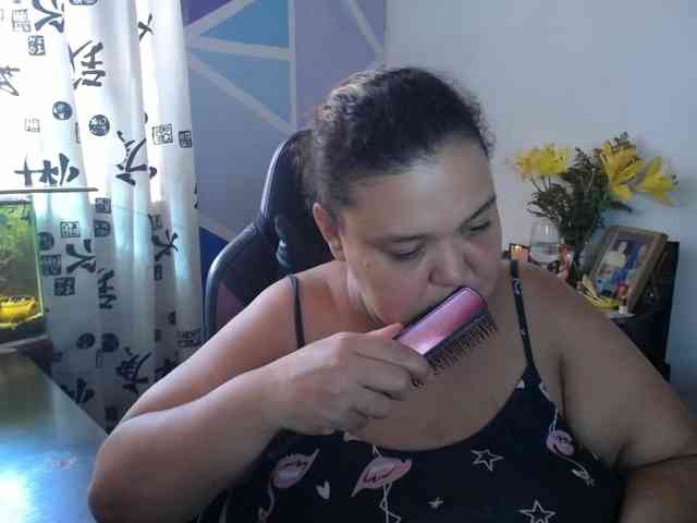 beautifulchubbyqueen webcam