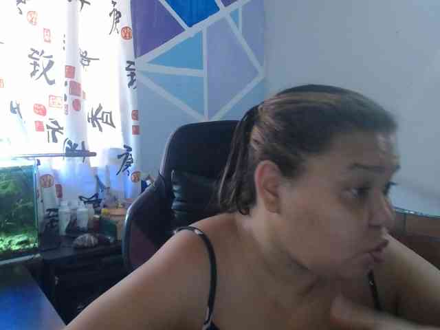 beautifulchubbyqueen webcam