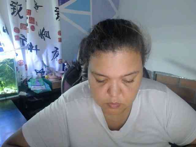 beautifulchubbyqueen webcam
