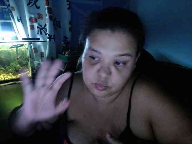 beautifulchubbyqueen webcam